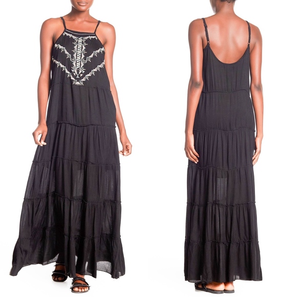 Boho Me Dresses & Skirts - 2/$25 Boho Me Front Embroidered Maxi Dress Small